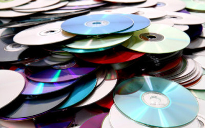 Come riciclare CD e DVD - ricette-vegane-dal-web - shutterstock 134156258 e1459766270600 400x250 1 - shutterstock 134156258 e1459766270600 400x250 1 - Come riciclare CD e DVD - ricette-vegane-dal-web-